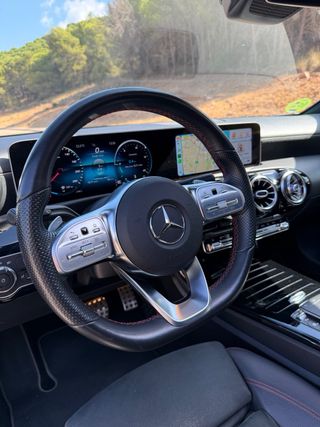 Mercedes-Benz Clase A 180d Techo Garantía Oficial