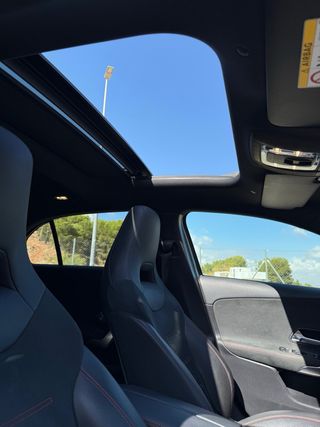 Mercedes-Benz Clase A 180d Techo Garantía Oficial