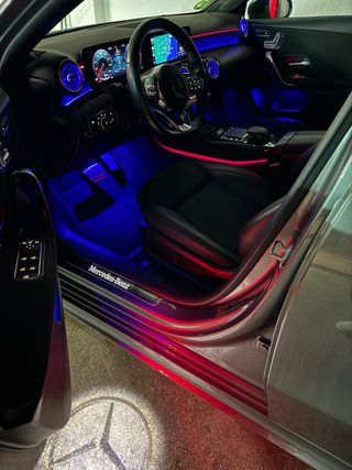 Mercedes-Benz Clase A 180d Techo Garantía Oficial