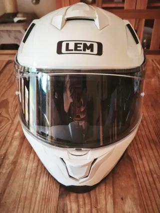 Casco integral NUEVO SIN ESTRENAR