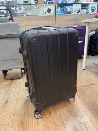 Maleta de viaje ligera negra. NUEVO