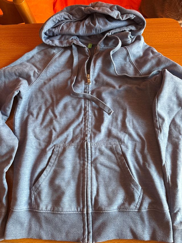 Felpa Benetton con cappuccio e zip azzurro 