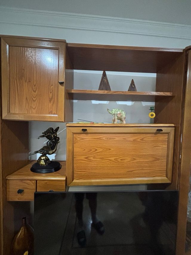 Mueble de salón de madera