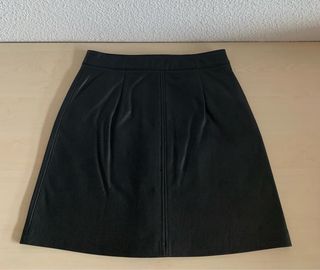 Falda Mango efecto piel negra Talla XS nueva