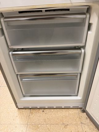 Nevera Siemens 185x60 con garantía