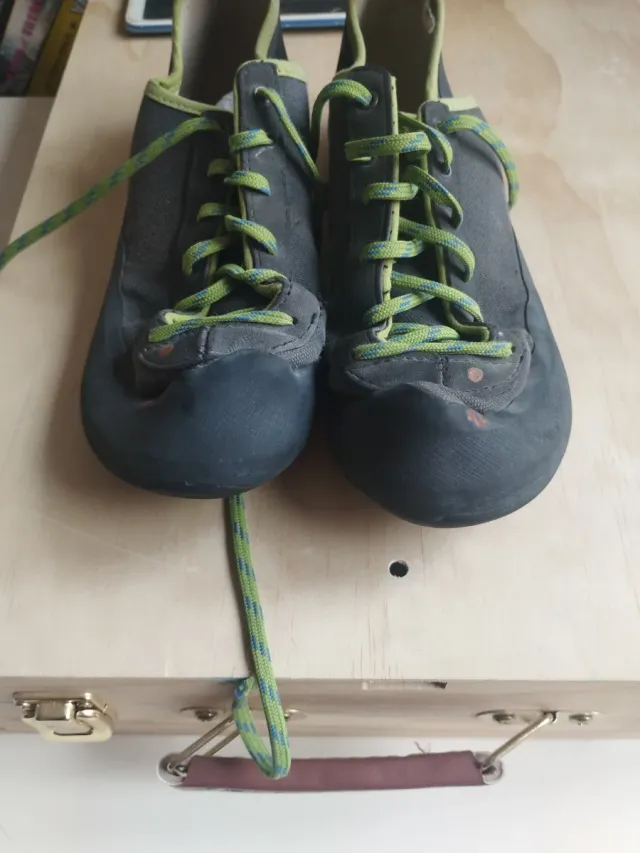 Pies de gato Simond talla 40