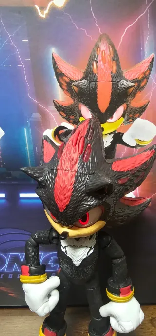 Figura con luz de Shadow Película Sonic 3 SEGA