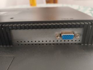 Monitores Acer Plata y Negro