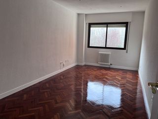 Piso en alquiler en Val en Alcalá de Henares
