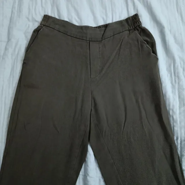 Pantalones marca Mango verde oliva talla M