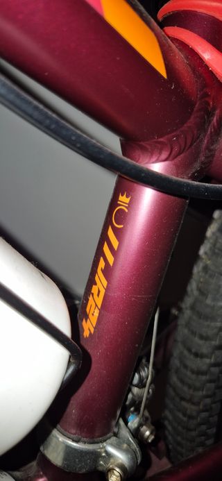 Bicicleta infantil morada Scott impecable