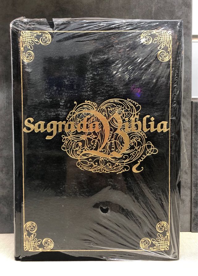 Sagrada Biblia