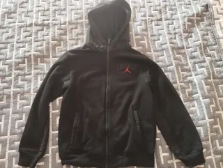 Chándal Jordan Sudadera+Pantalón Negro. 12-13 años