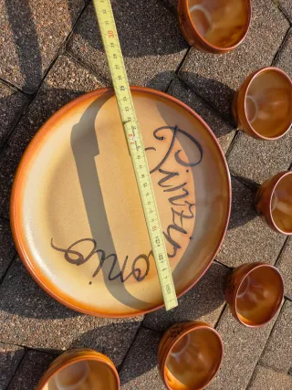 Piatto e ciotoline pinzimonio