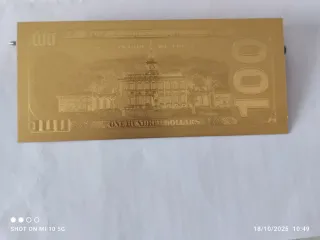 Riproduzione banconota 100 dollari dorata