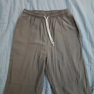 Pantalón Zara verde Talla S