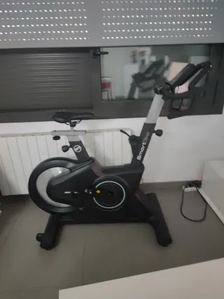 Bicicleta Estática Smartbike, pesas, i abdominales