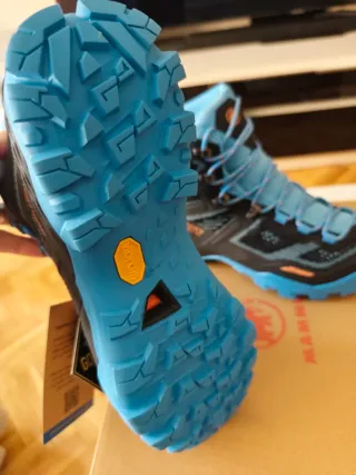 Botas de montaña Mammut Duncan