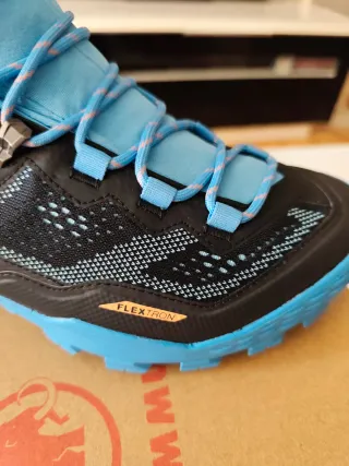 Botas de montaña Mammut Duncan