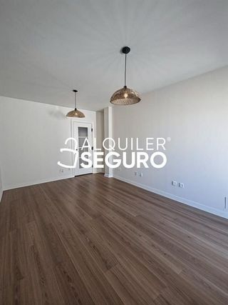 Piso en alquiler en Reyes Católicos en Alcalá de Henares