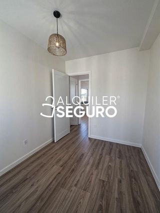 Piso en alquiler en Reyes Católicos en Alcalá de Henares