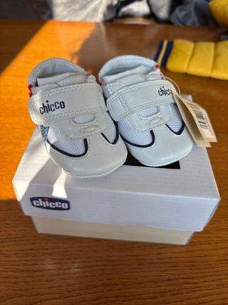 Scarpe neonato Chicco bianche velcro