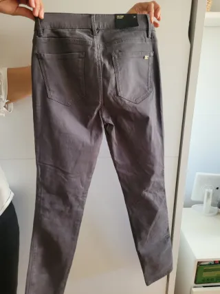 Pantalón Massimo Dutti Slim Gris
