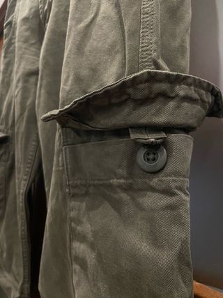 Pantalón Carhartt verde militar