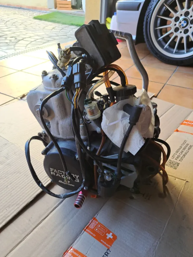 Motor Honda CR 250R 1999