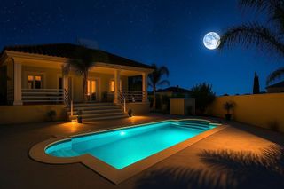 Chalet en venta en San Enrique-Guadiaro-Pueblo Nuevo en San Roque