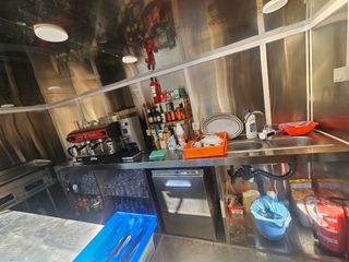 Food truck, contenedor, bar todo acero inoxidable.