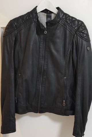Cazadora Gipsy Mujer de Cuero Negra (100% Cuero)