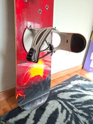 Tabla Snowboard Roja con Fijaciones