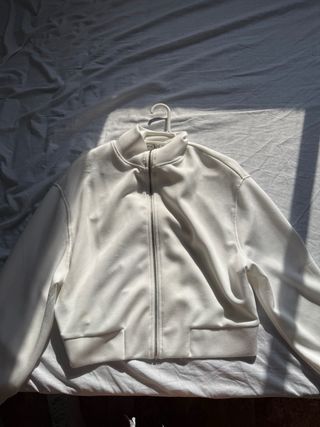 Chaqueta corta blanca