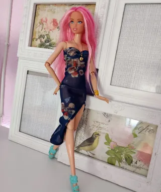 Barbie Odile Articulada
