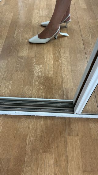 Tacones Calvin Klein destalonados 