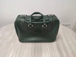 Maleta vintage cuero rojo
