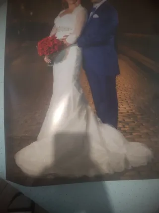 Traje de Novia Blanco con Detalles