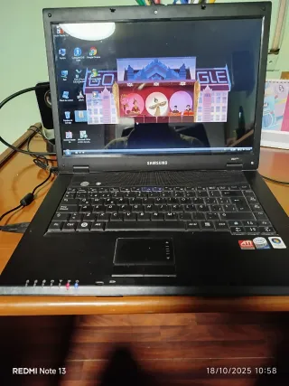 Lote de componentes informáticos