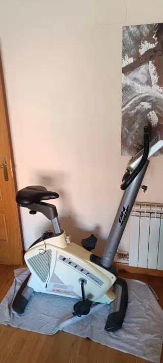 Bicicleta Estática BH Nexor Plus