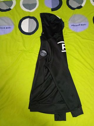 Chaqueta Nike Negra con Logo Paris