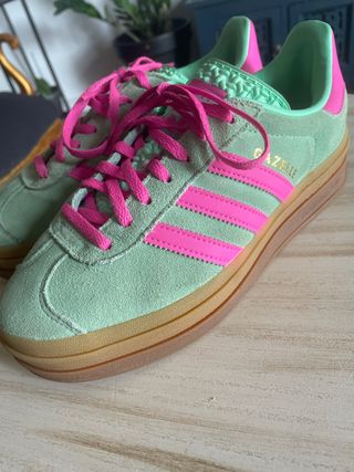 Adidas Gazelle Plataforma Verde y Rosa
