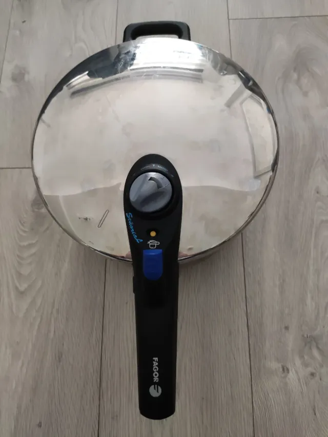 Olla a presión Fagor señorial