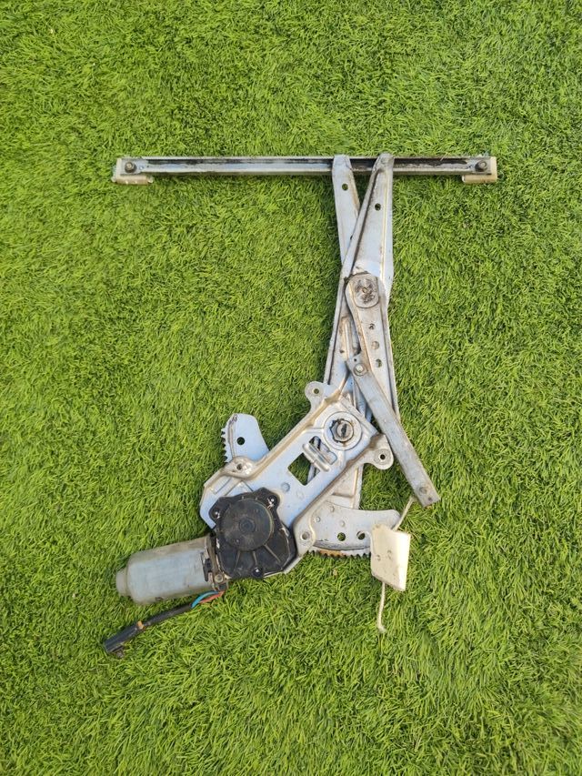 Mecanismo Elevalunas Dcho. Nissan Micra K11