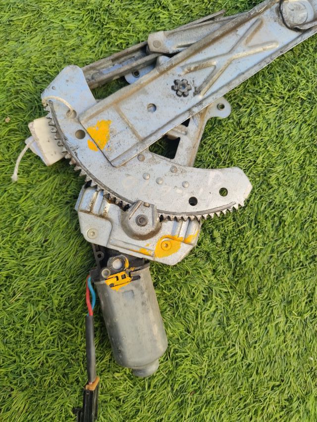 Mecanismo Elevalunas Dcho. Nissan Micra K11