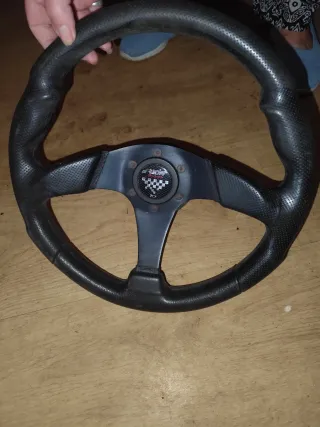 Volante deportivo negro