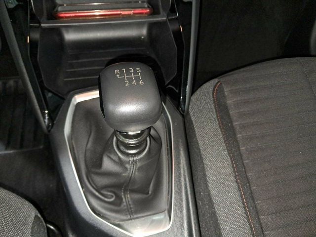 Peugeot 2008 Active Pack BlueHDI 81kW (110CV)