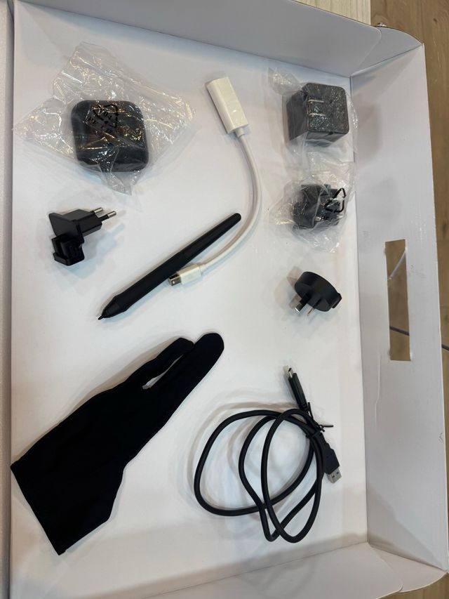 Tableta Gráfica XP-PEN Artist 15.6. Poco uso