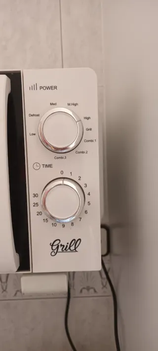 Microondas blanco con grill