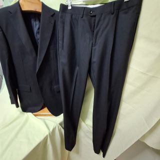 Traje de caballero negro